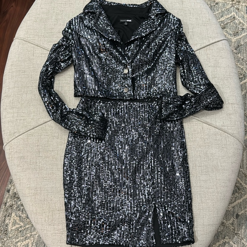 Black, sequin, two-piece skirt and cropped blazer